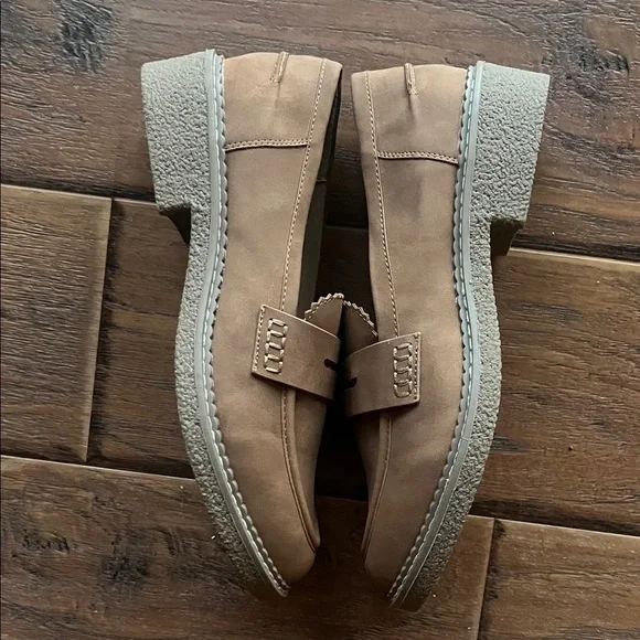 NWOT Dolce Vita Brown Leather Penny Loafers - Picture 6 of 6